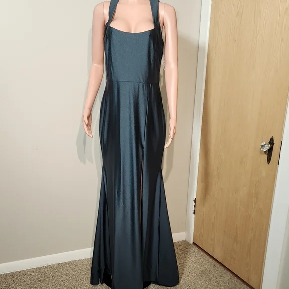 Green Sleeveless Square Neck Maxi Sundress